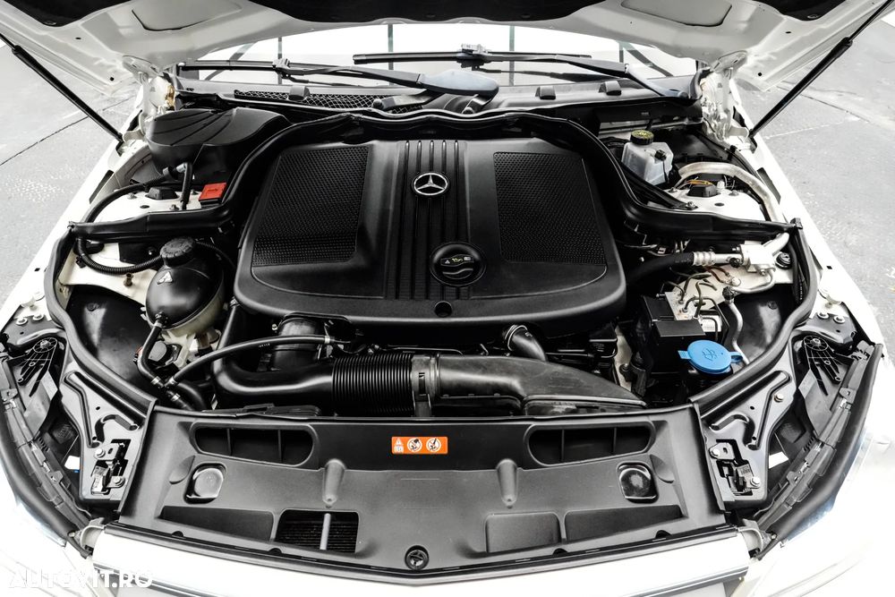 Mercedes-Benz C 200 CDI BlueEFFICIENCY - 23