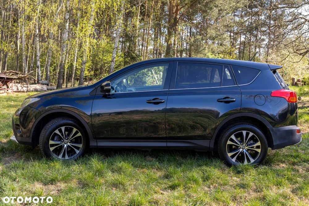 Toyota RAV4 - 4
