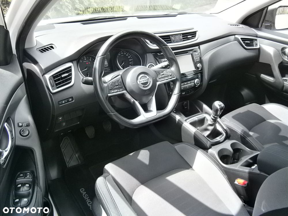 Nissan Qashqai 1.6 DIG-T Tekna - 10