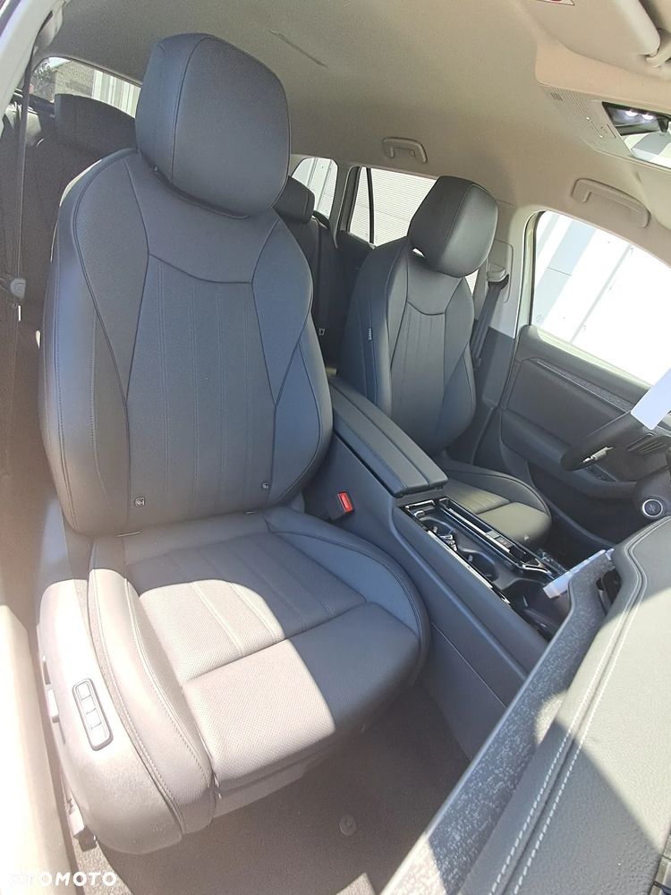 Skoda Superb 2.0 TDI SCR Selection DSG - 12