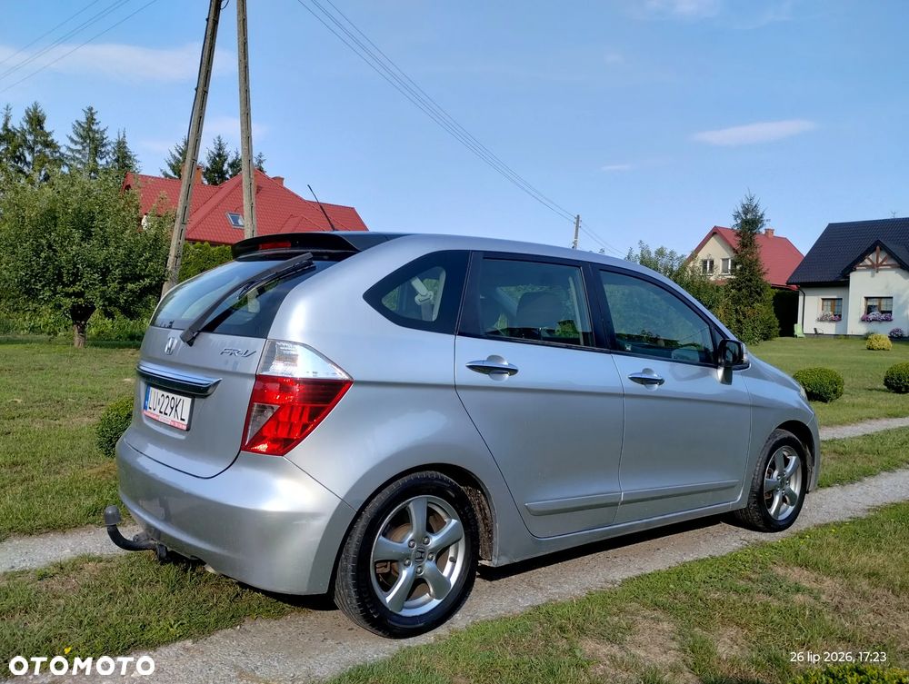 Honda FR-V 2.0 Comfort - 11