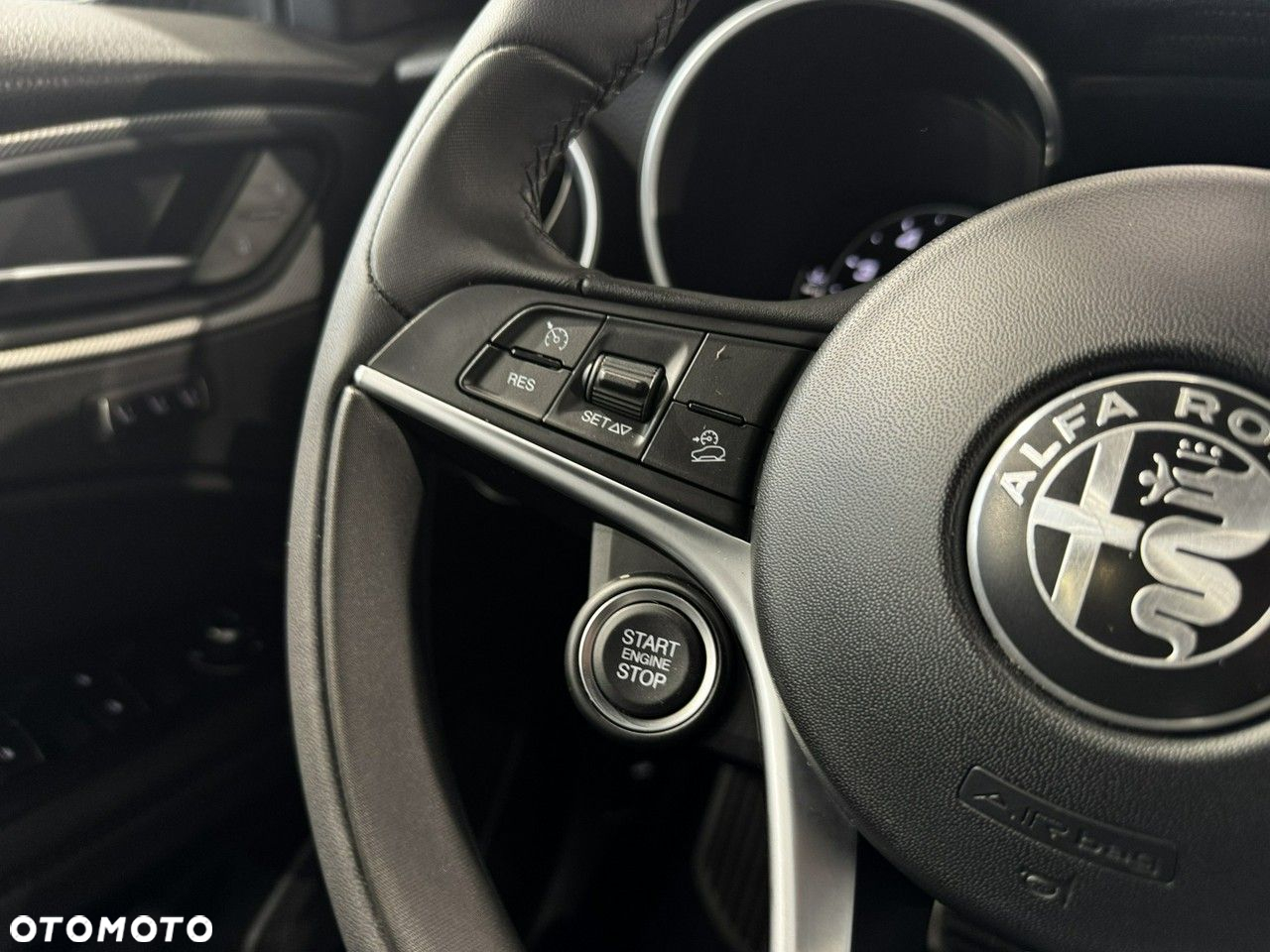 Alfa Romeo Stelvio - 23