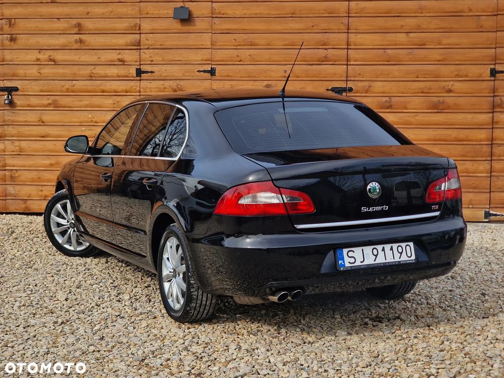 Skoda Superb 2.0 TDI Elegance - 19