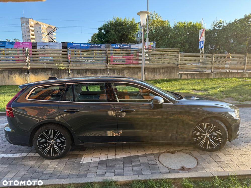Volvo V60 T6 AWD Plug-In Hybrid Inscription - 6
