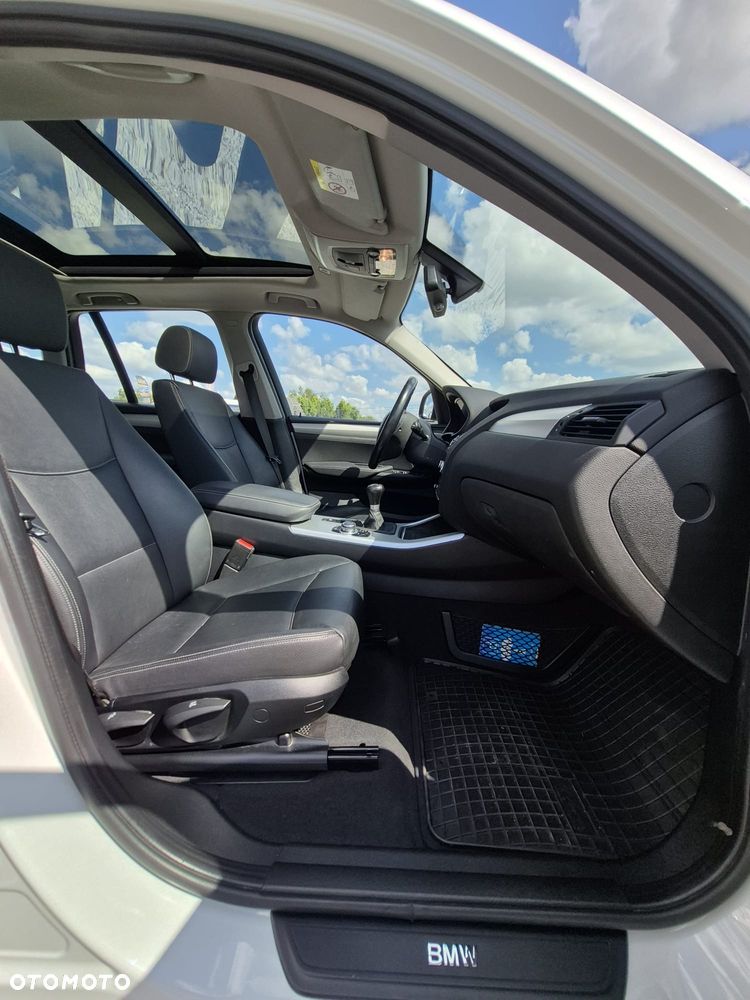 BMW X1 xDrive18d Sport Line - 34