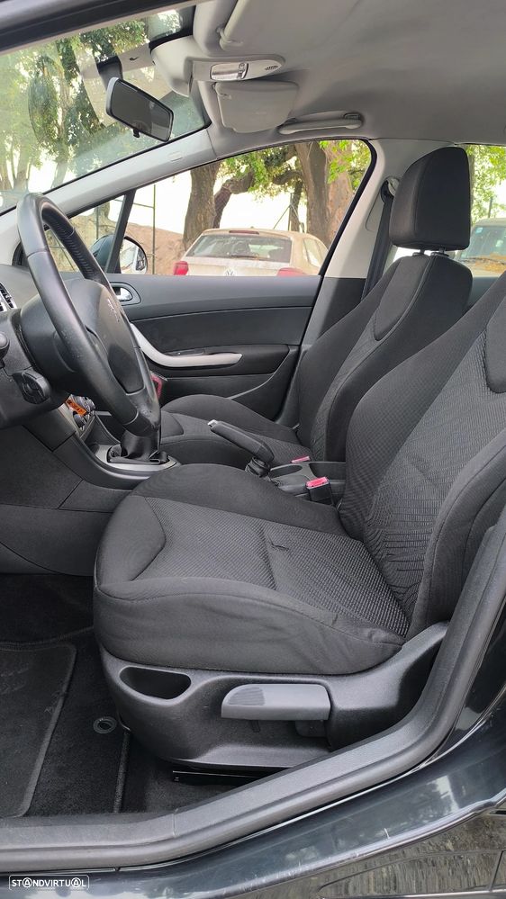Peugeot 308 SW 1.6 HDi SE Navteq - 32