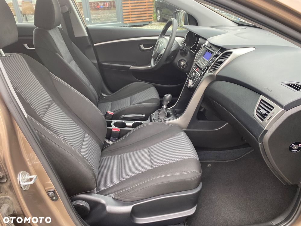 Hyundai i30 1.4 Fifa World Cup Edition - 26