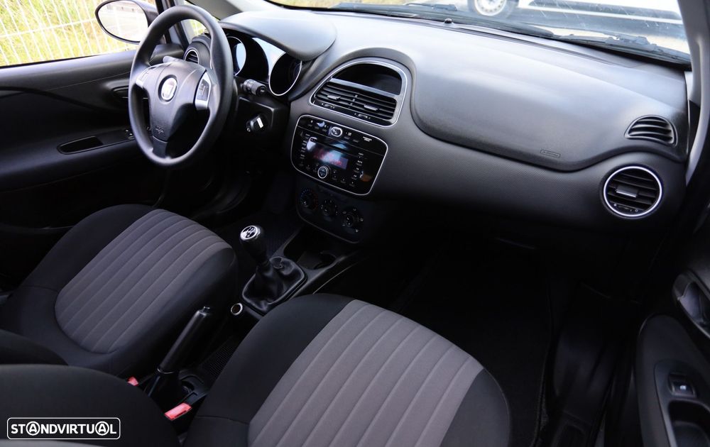 Fiat Punto 1.3 M-Jet Lounge S&S - 14