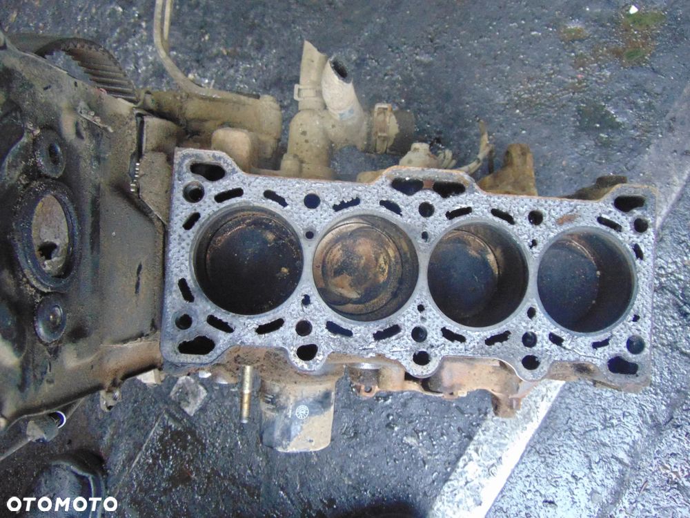 Dół silnika Chevrolet aveo 1,2 B12S1 - 10