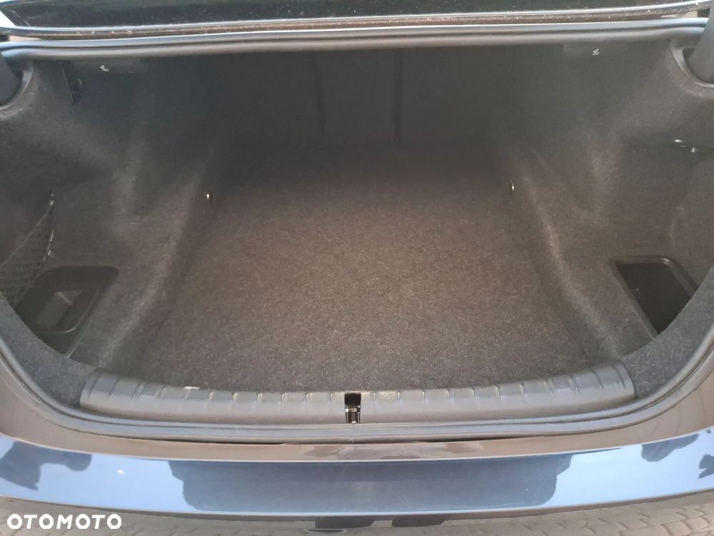 BMW Seria 5 520d Efficient Dynamics Edition - 8