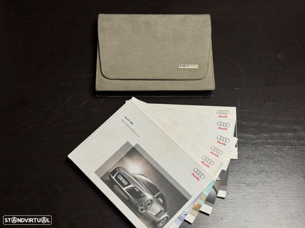 Audi R8 Coupé 4.2 FSI quattro R tronic - 24