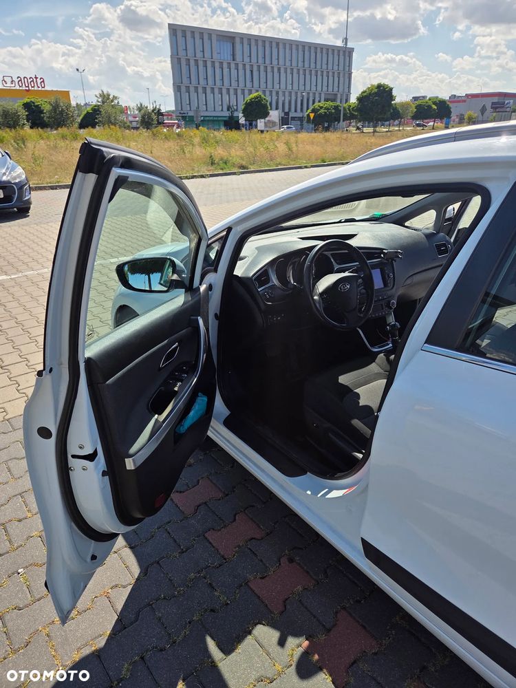 Kia Ceed 1.6 CRDi L DCT - 22