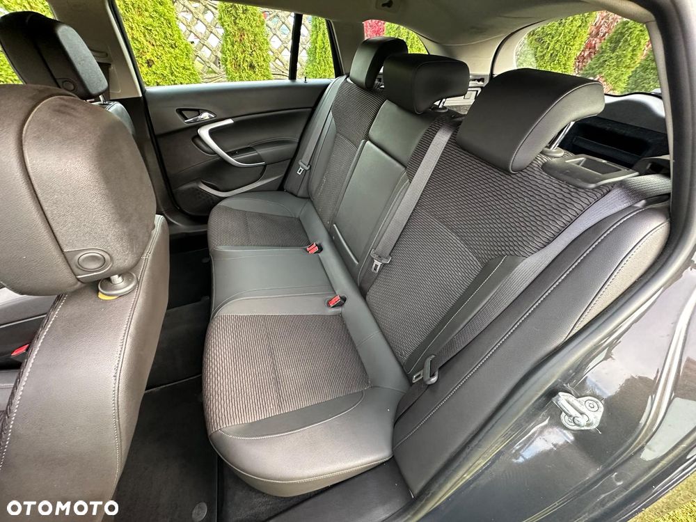 Opel Insignia 2.0 4x4 Exclusive - 14