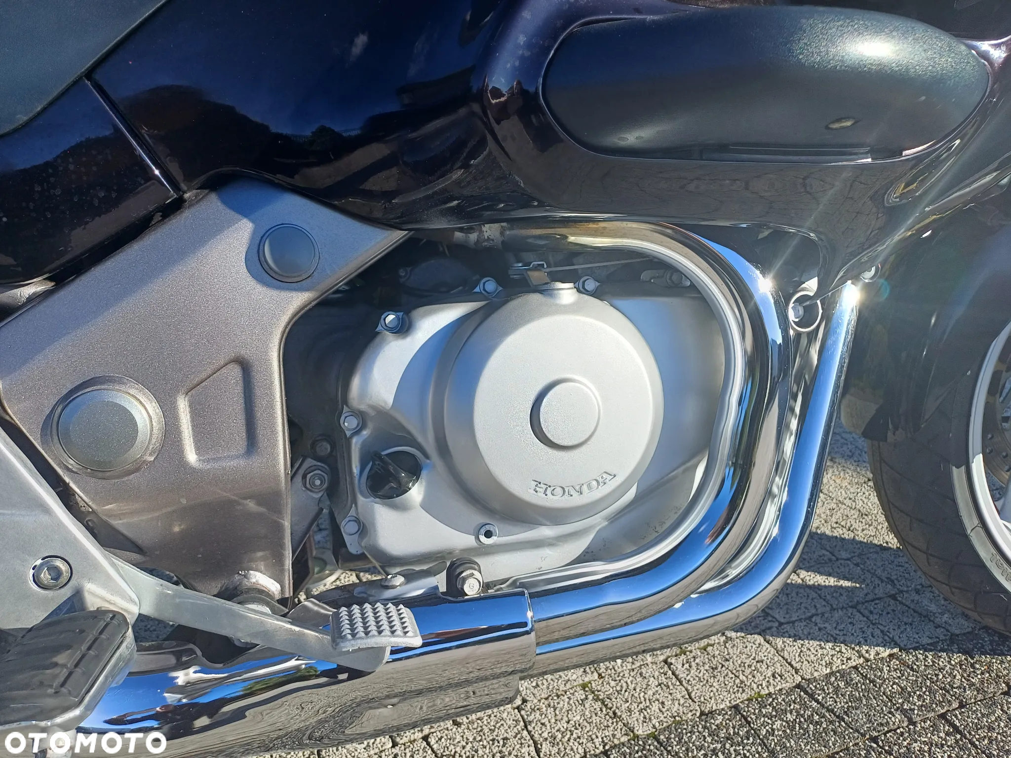 Honda NTV - 12