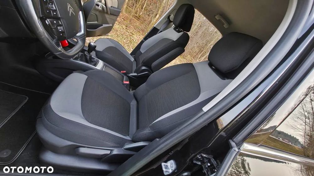 Citroën C4 Picasso 1.6 e-HDi Exclusive - 23