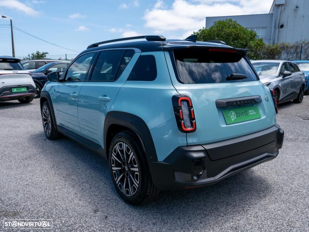 Renault 4 E-Tech 52 kWh Iconic Autonomia Conforto - 12