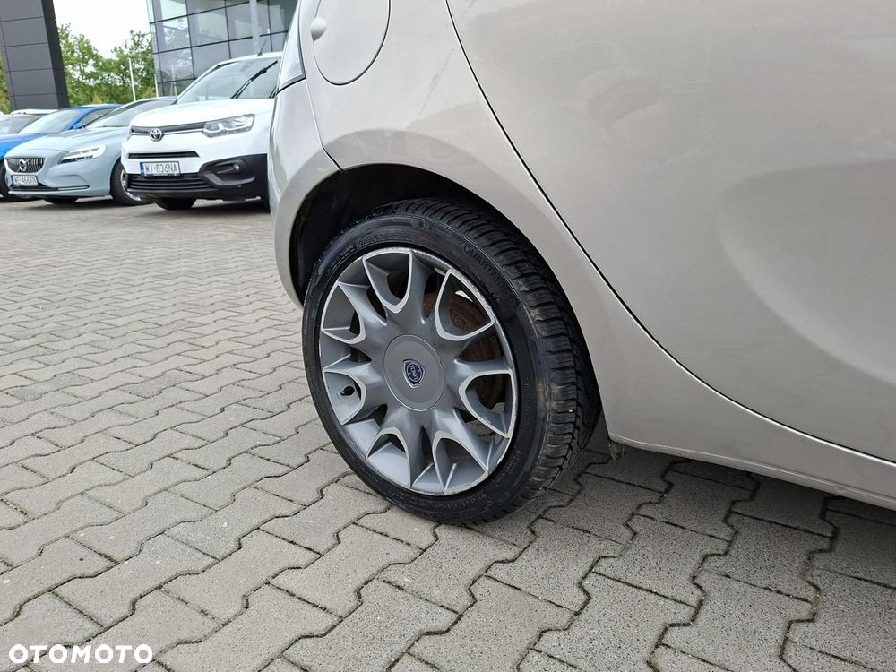 Lancia Ypsilon - 27