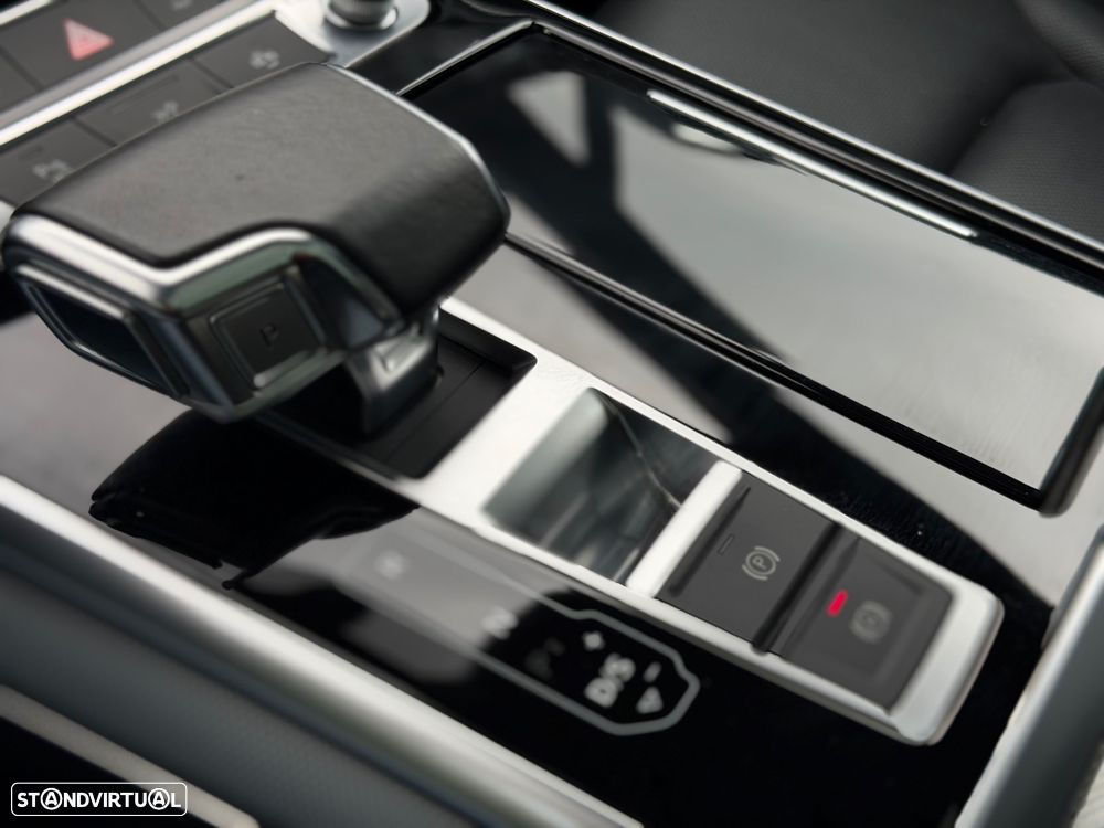 Audi Q7 - 40