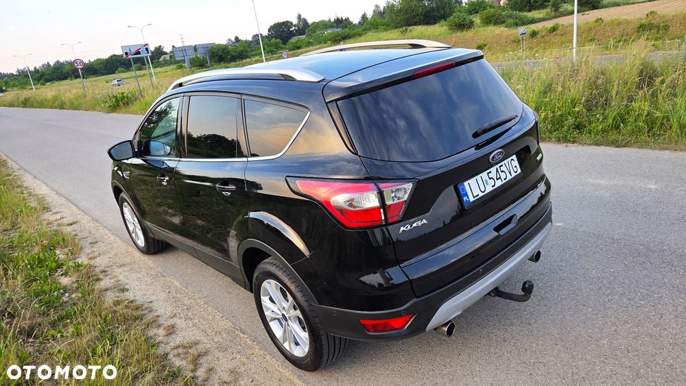 Ford Kuga 1.5 EcoBoost 2x4 Titanium - 4