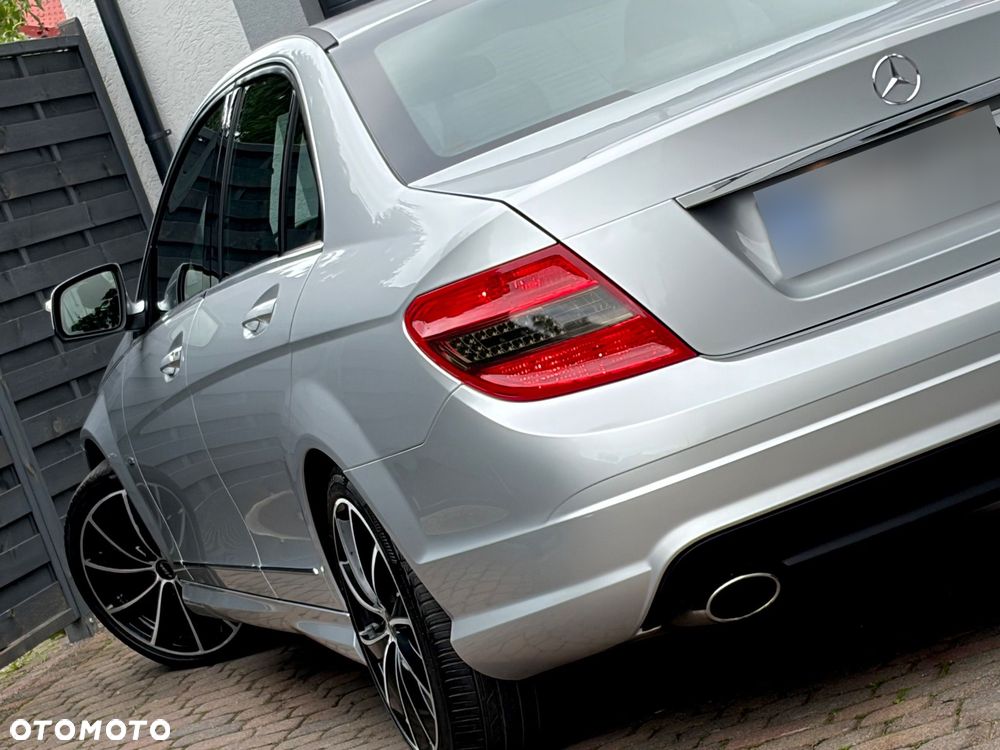 Mercedes-Benz Klasa C - 16