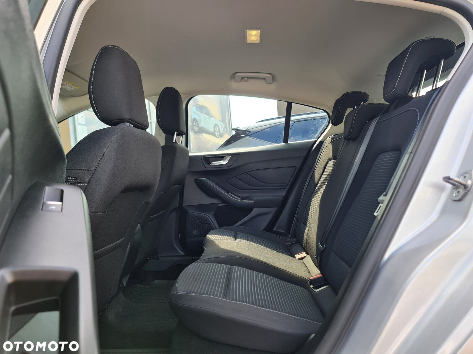Ford Focus - 32