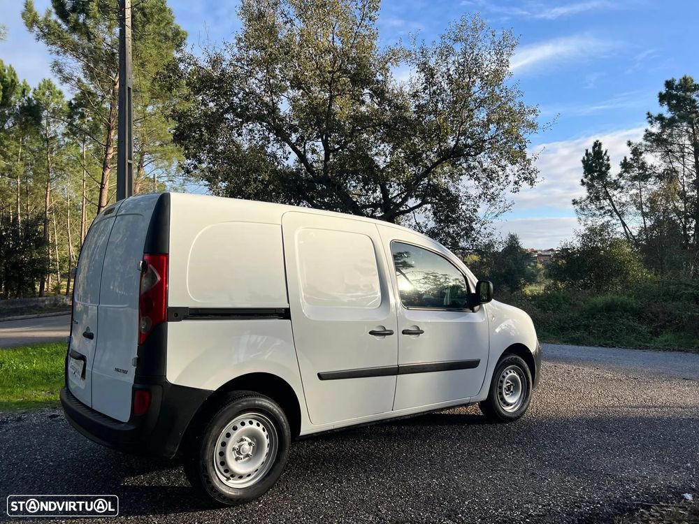 Renault KANGOO 1.5 DCI CONFORT - 30