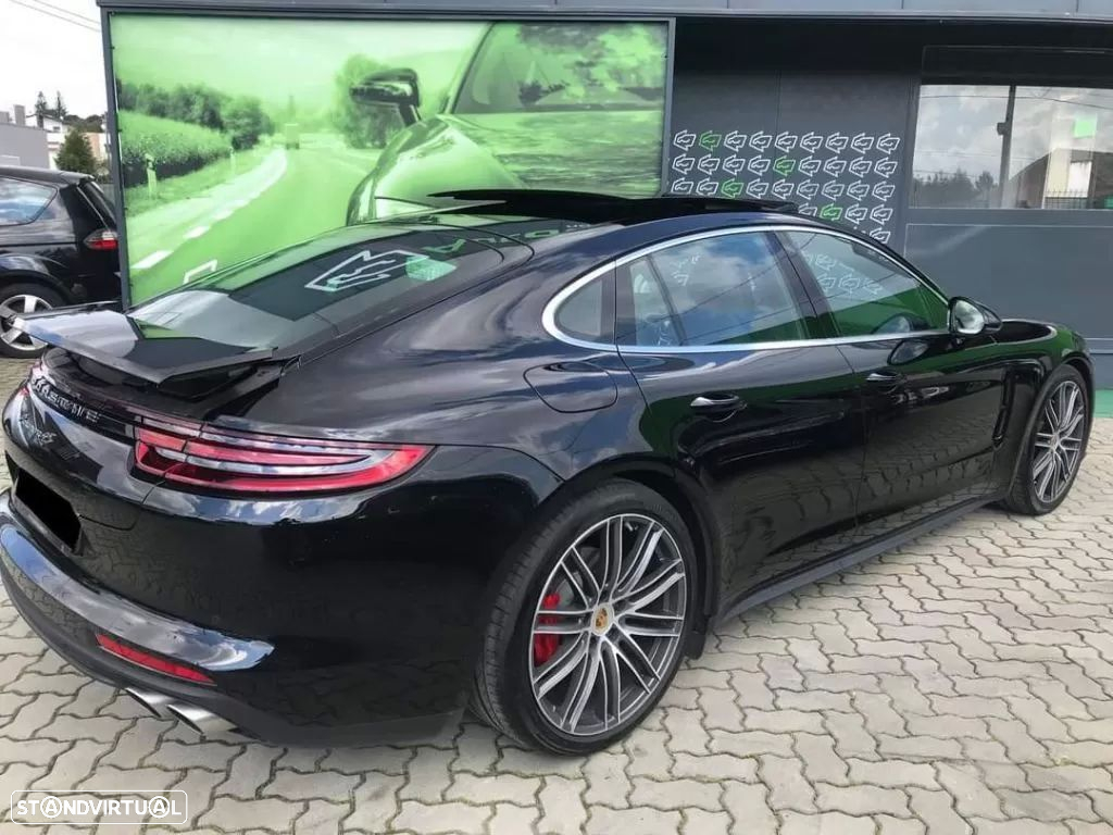 Porsche Panamera 4 S - 18