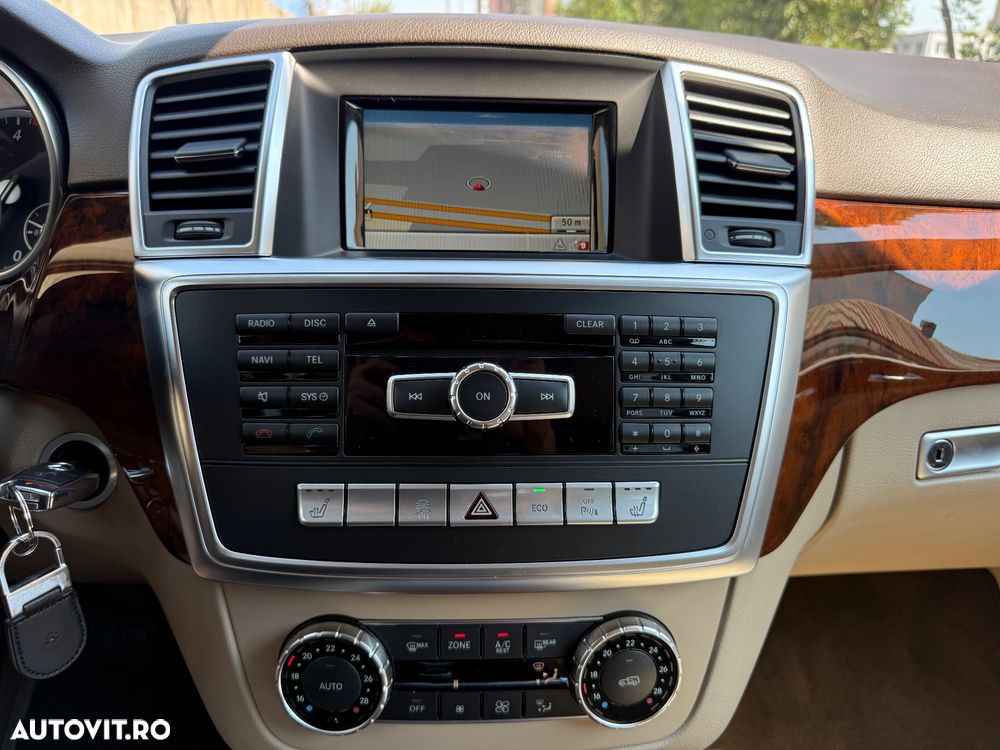 Mercedes-Benz ML - 27