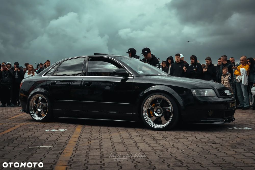 Audi A4 ver-1-8t - 2