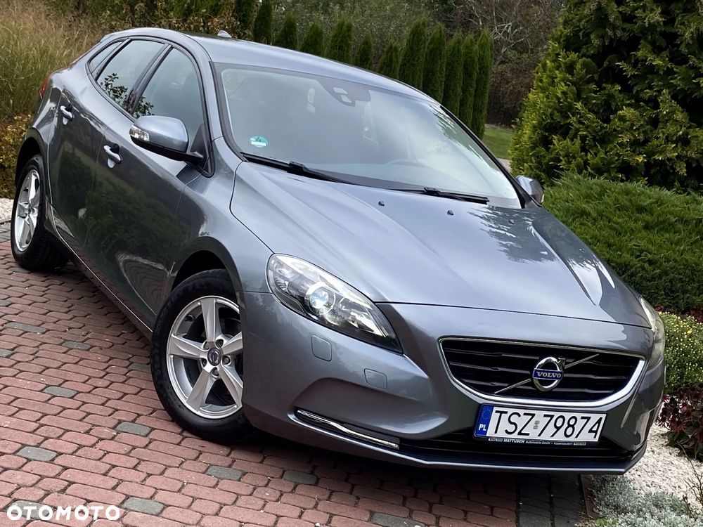 Volvo V40 D2 You - 10