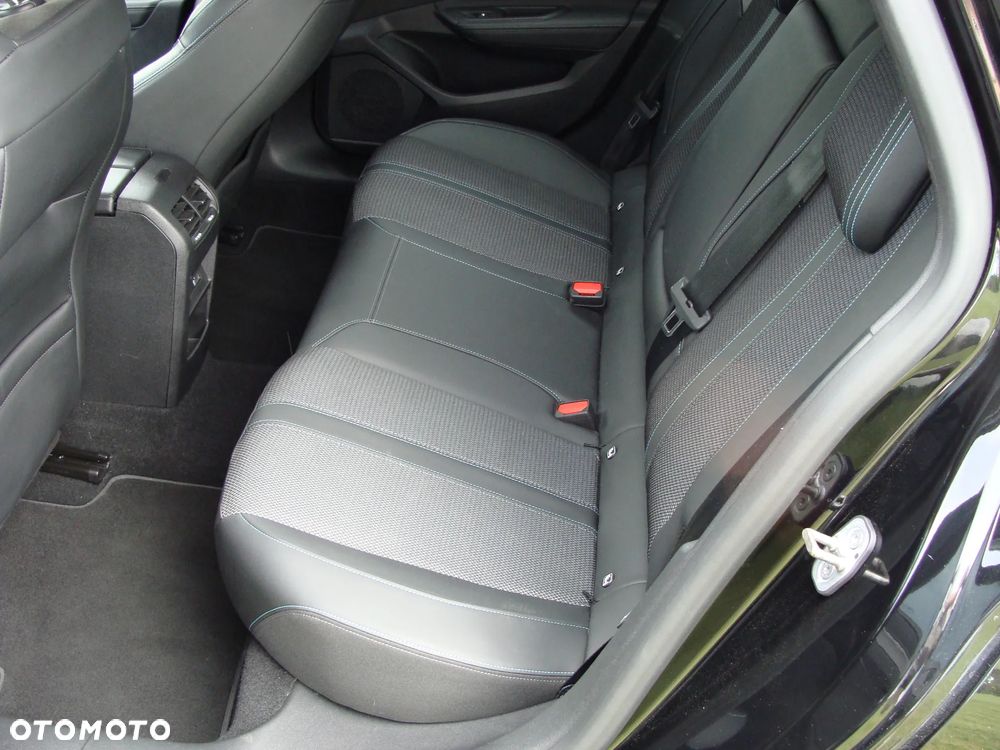 Peugeot 308 1.5 BlueHDi Allure S&S EAT8 - 23