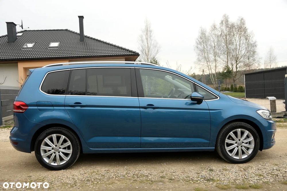 Volkswagen Touran 2.0 TDI SCR Highline - 4