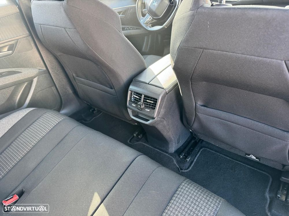 Peugeot 3008 1.2 PureTech Active Pack - 12