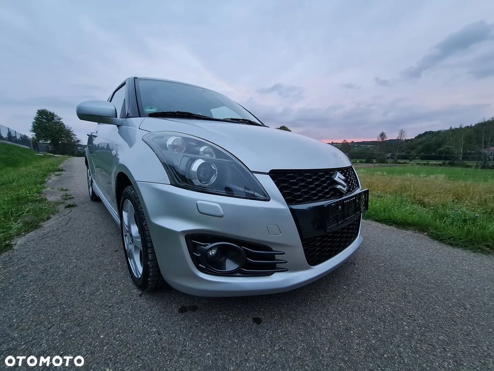 Suzuki Swift 1.6 Sport - 14
