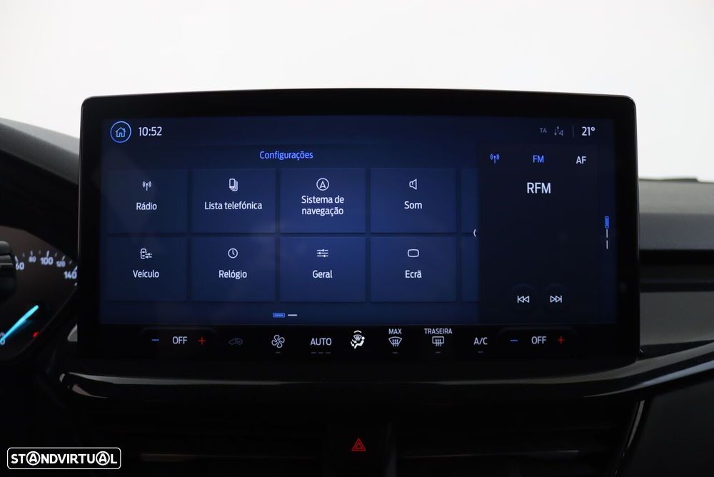 Ford Focus 1.0 EcoBoost MHEV ST-Line - 28