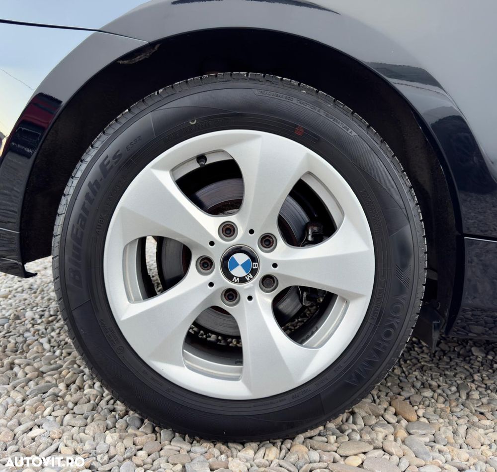 BMW Seria 1 - 12