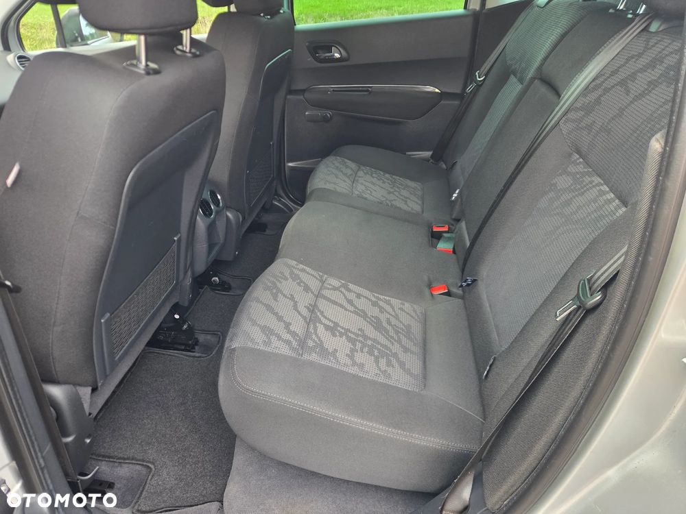 Peugeot 3008 1.6 HDi Premium - 14