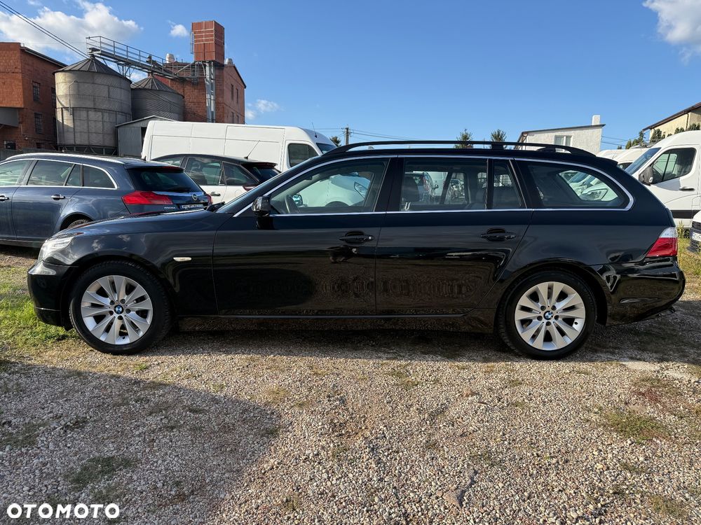 BMW Seria 5 530i - 7