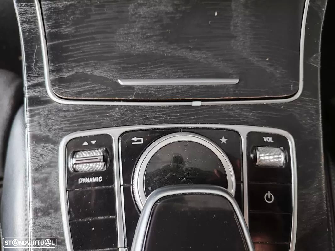 Mercedes-Benz C 220 d Coupe 9G-TRONIC AMG Line - 39