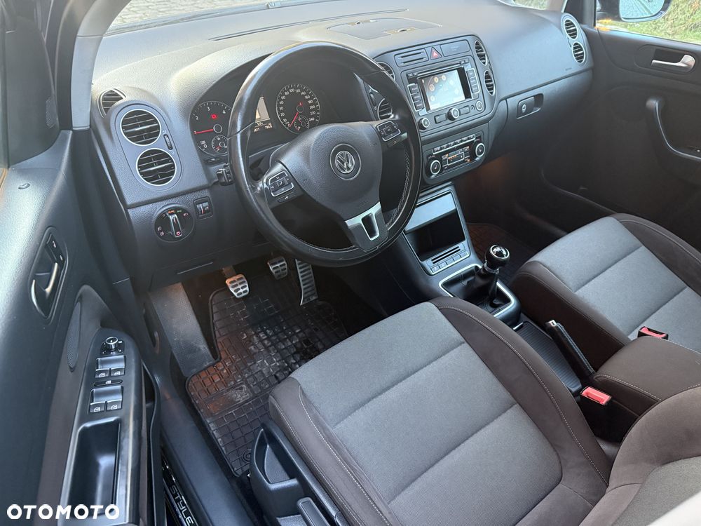 Volkswagen Golf Plus 1.6 TDI Comfortline - 9