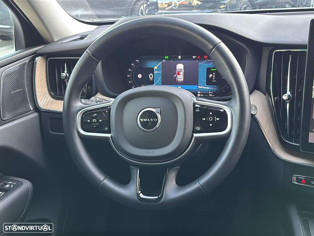 Volvo XC 60 2.0 T6 PHEV Plus Bright AWD - 12