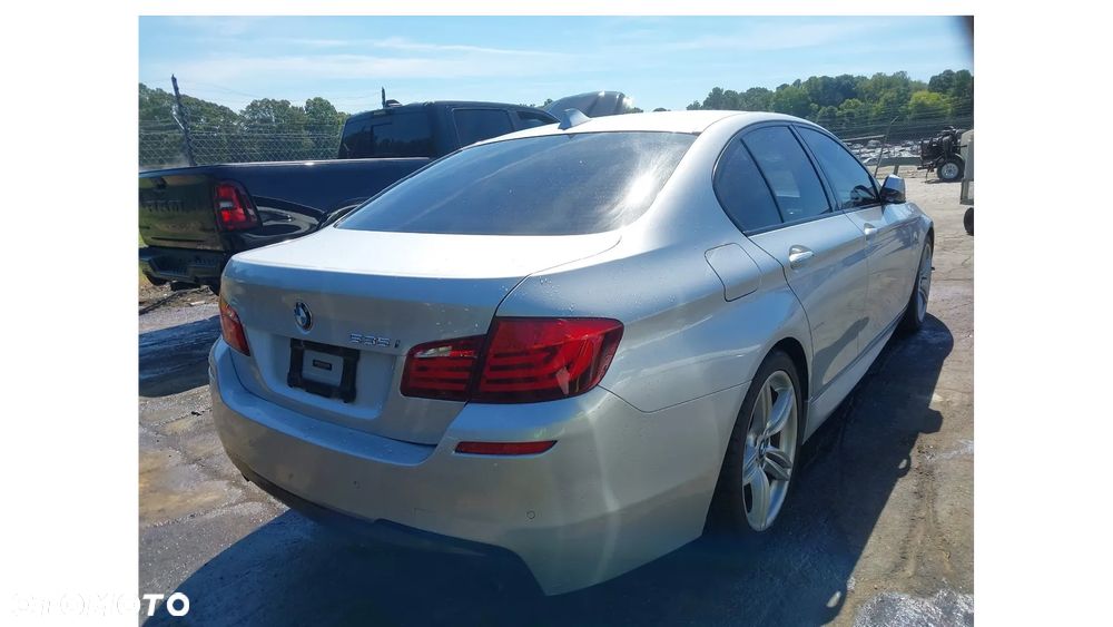 BMW Seria 5 535i xDrive - 6