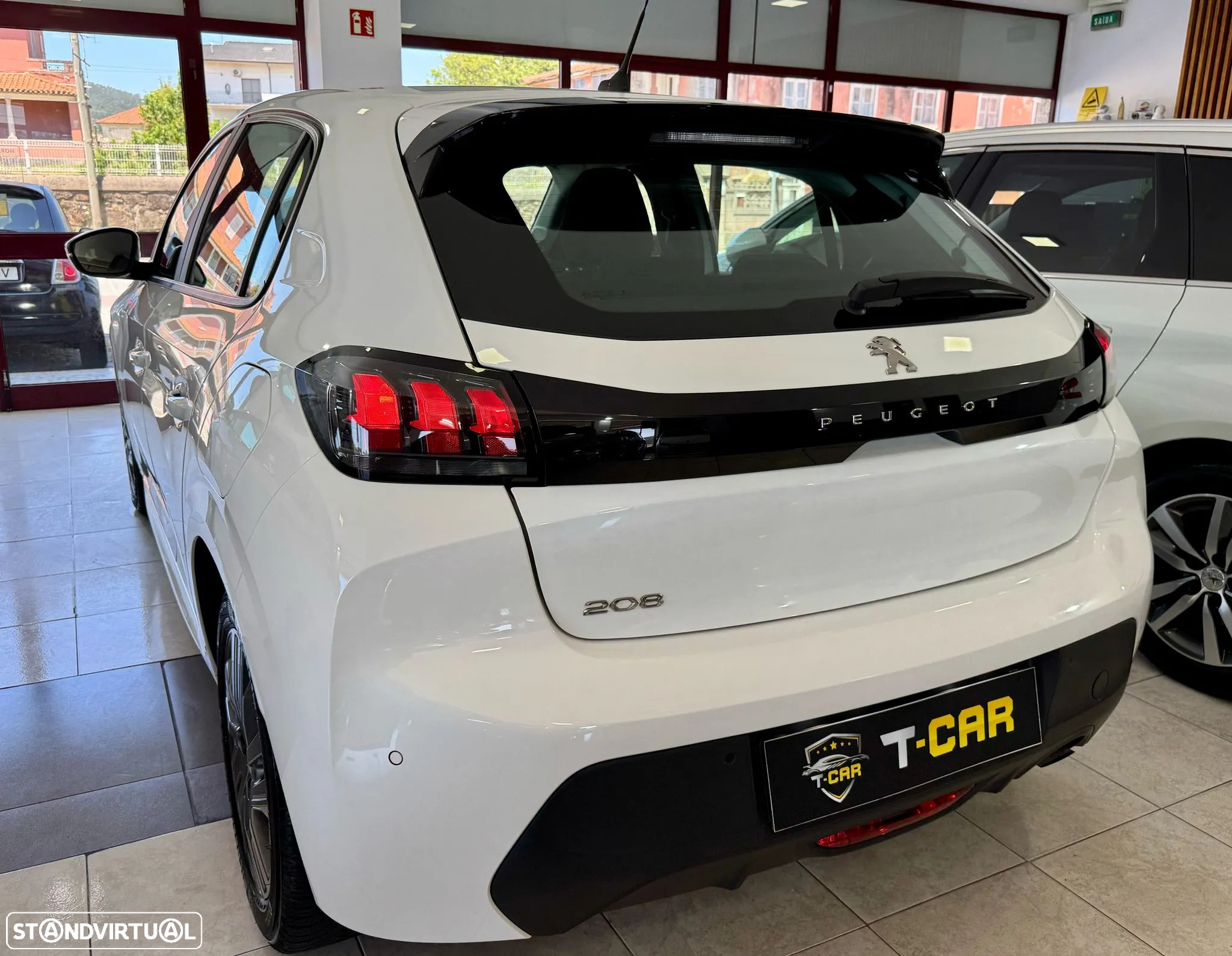 Peugeot 208 1.2 PureTech Active Pack - 6