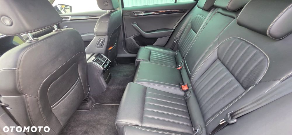 Skoda Superb 2.0 TDI SCR L&K DSG - 23