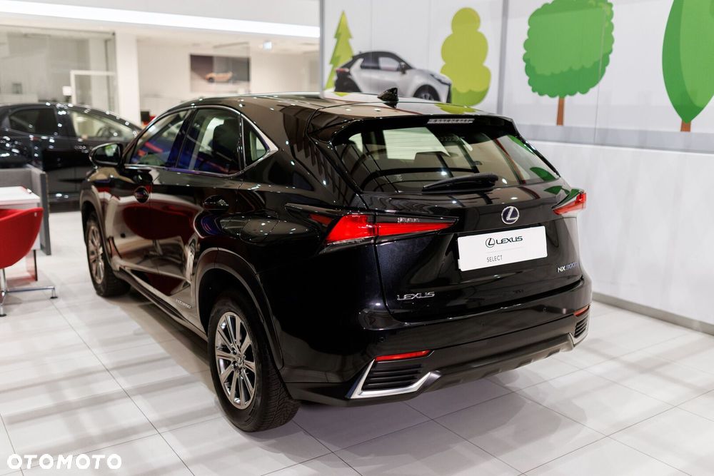 Lexus NX 300h Elegance 2WD - 4