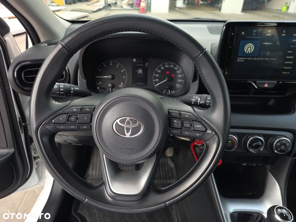 Toyota Yaris 1.5 Comfort - 9