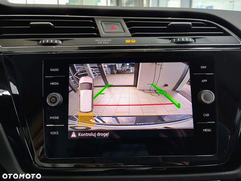 Volkswagen Touran - 21