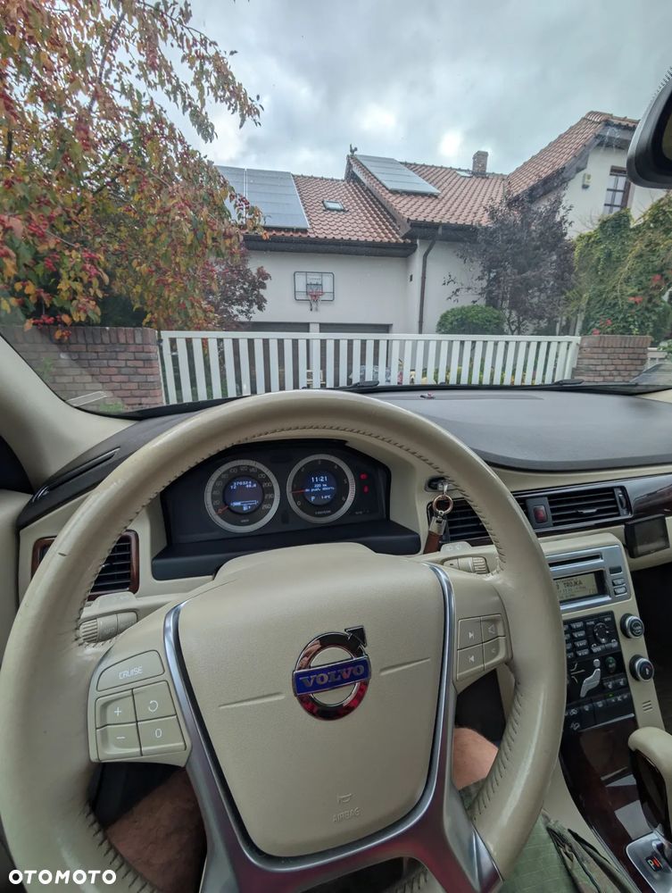 Volvo XC 70 - 7