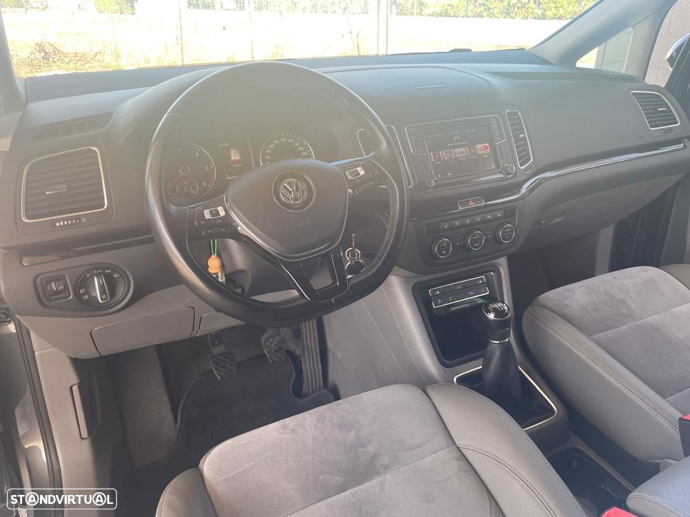 VW Sharan 2.0 TDI Blue Highline - 28