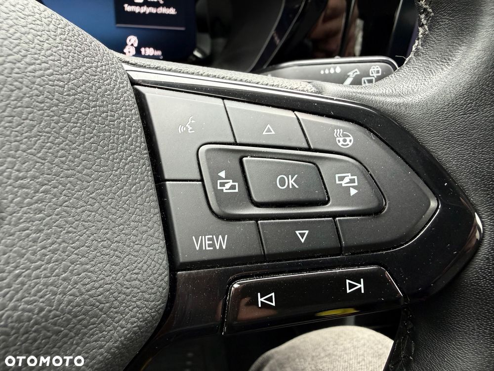 Ford Tourneo Connect Grand - 28